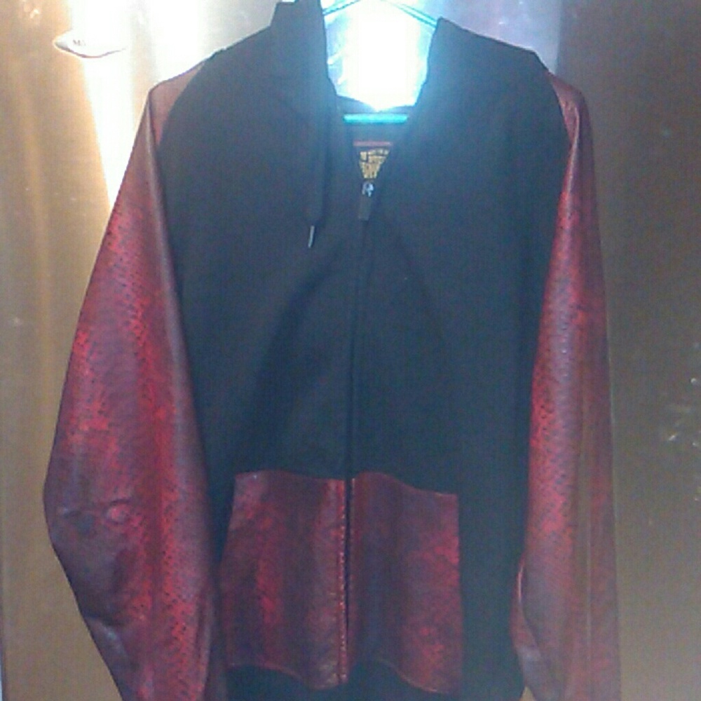 Stylish zip up hoodie. Alligator texture